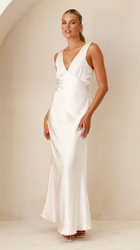 Price Slash Event Sofia Maxi Dress - Champagne