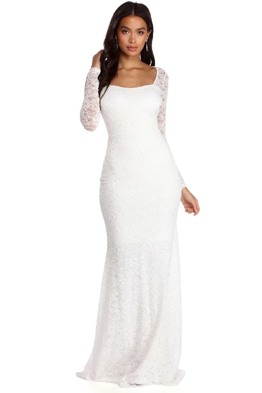 Weekend Hot Offers Delilah Illusion Stylish Lace Formal Dress