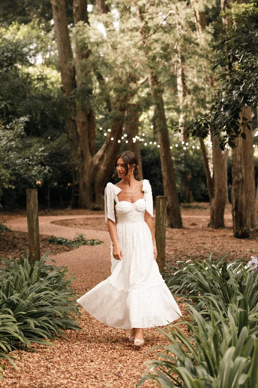 The Big Clearance Fiora Maxi Dress - White