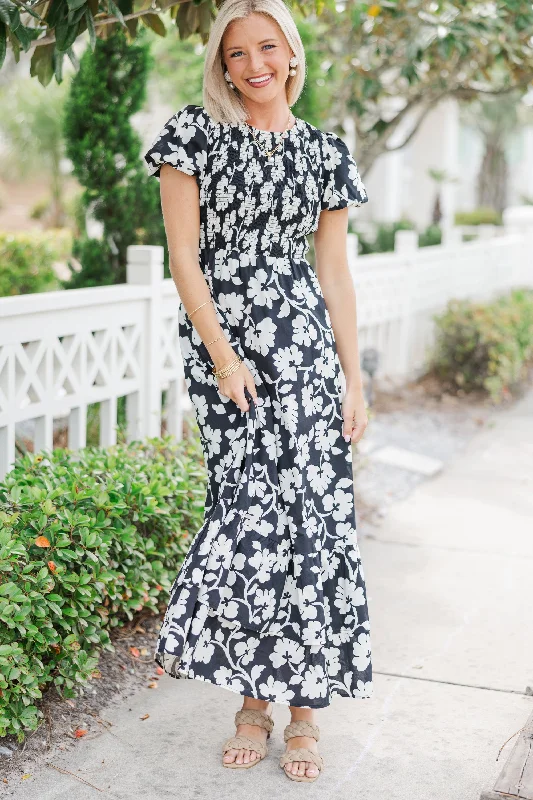 Weekend Sale Extravaganza Make The Right Choice Black Floral Maxi Dress