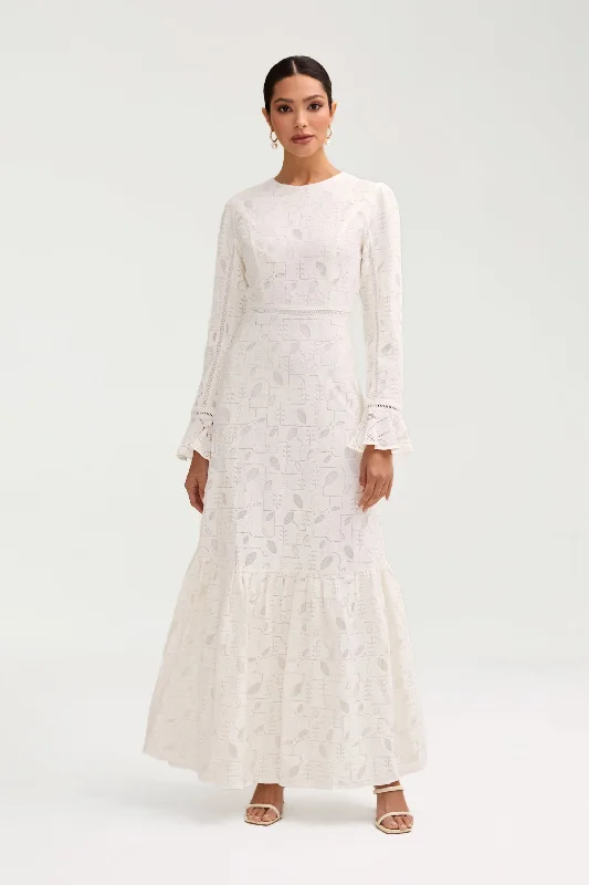 Final Sale Event Rayaa White Lace Maxi Dress