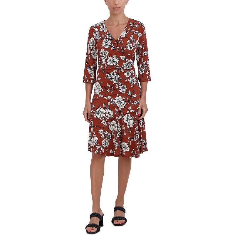Weekend Limited-Time Offers Signature By Robbie Bee Womens Petites Ruched Midi Fit & Flare Dress