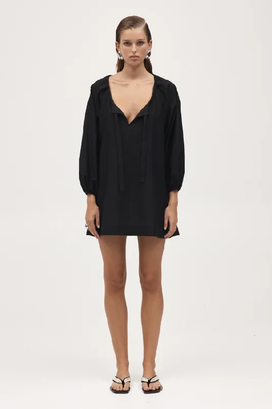 Weekend Shopping Madness Myla Dress Black