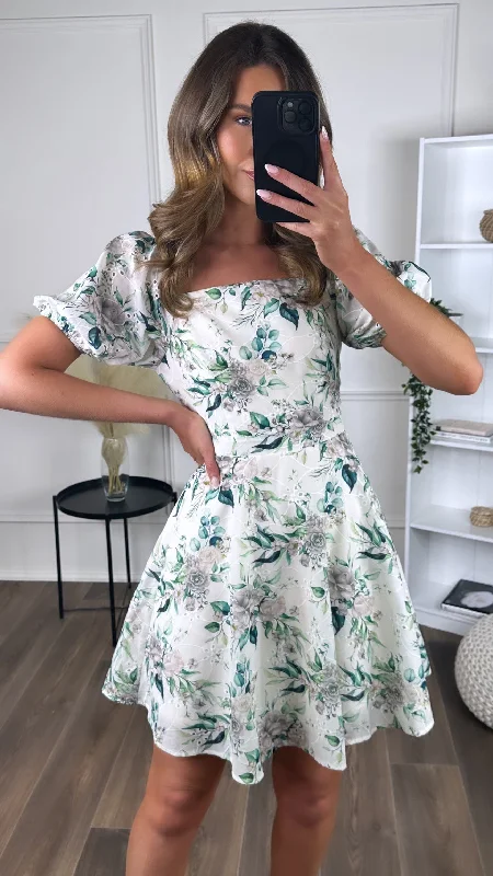 Offer of the Day Riona Green Floral Printed Broderie Anglaise Mini Dress