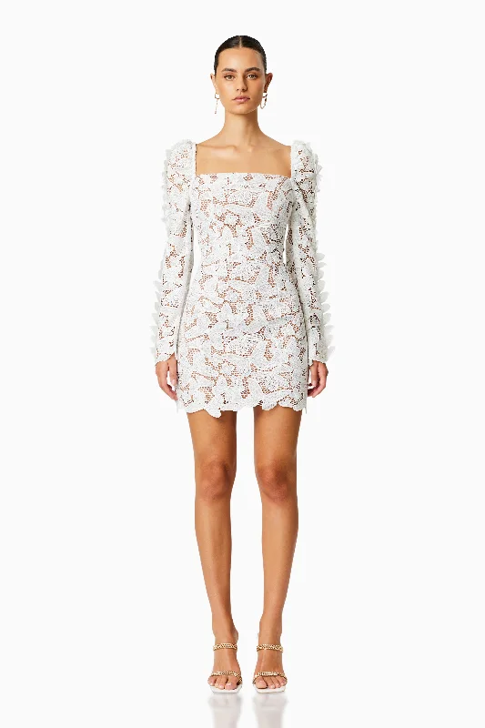 Weekend Markdown Madness Verona Long Sleeve Mini Dress In White