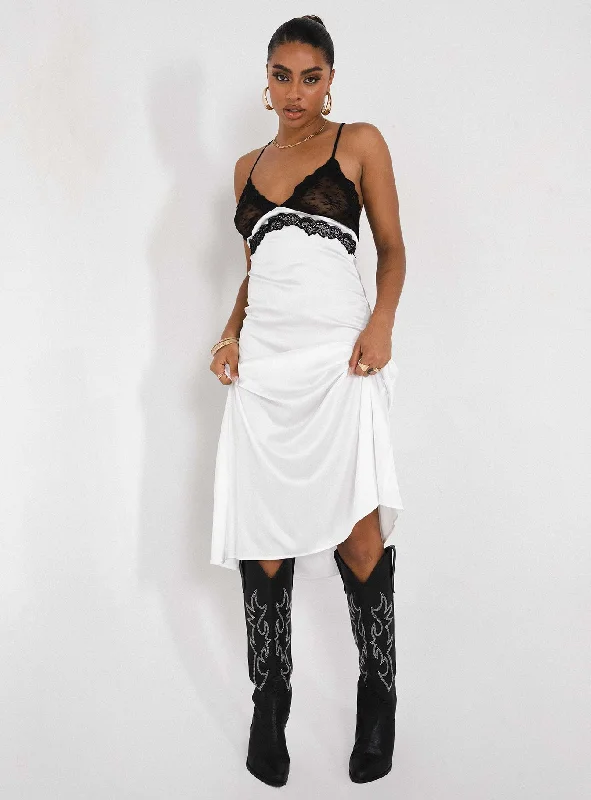 Weekend Best Buys Le Paris Lace Midi Dress White