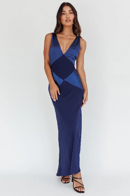 Exclusive Savings Soul Fire V-Neck Maxi Dress Navy
