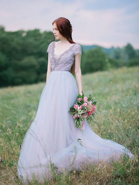 Weekend Shop Now Beautiful Wedding Dresses V-neck Sweep Train Lace Beading Sexy Bridal Gown JKW182