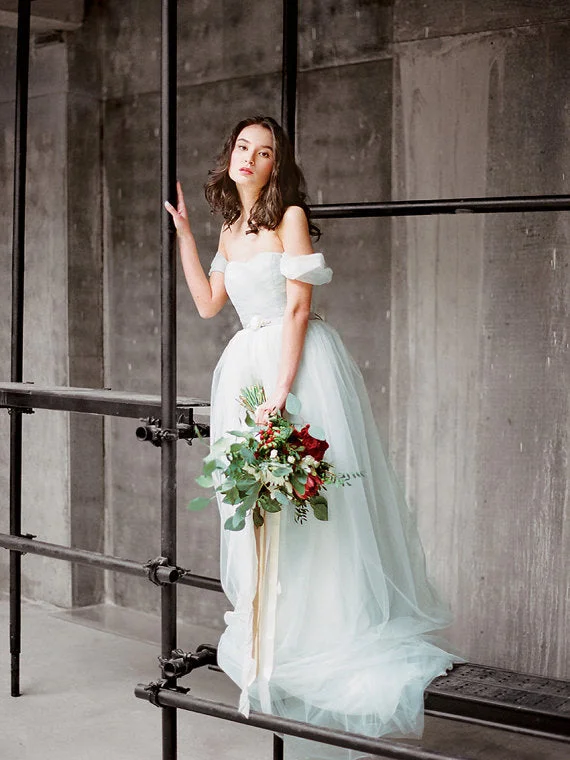 Weekend Price Drop Event Cheap Wedding Dresses Off-the-shoulder Short Train Ruffles Simple Bridal Gown JKW184