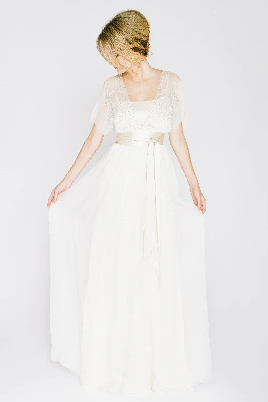 Weekend Only Deals DC6500 Edwardian Inspired Wedding Dress