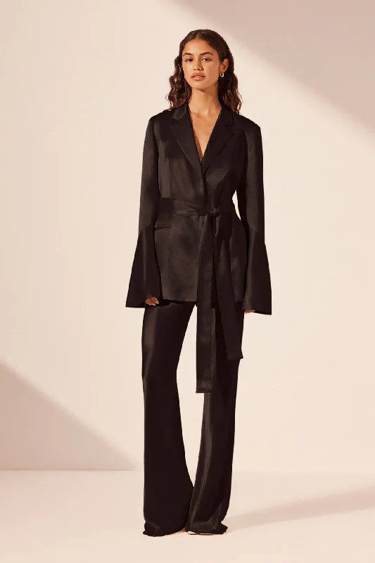 Weekend Price Breaks LA LUNE FLARED SLEEVE BELTED BLAZER - BLACK