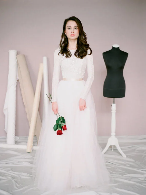 Weekend Only Deals Long Sleeve Wedding Dresses Aline Floor-length Beautiful Lace Bridal Gown JKW185