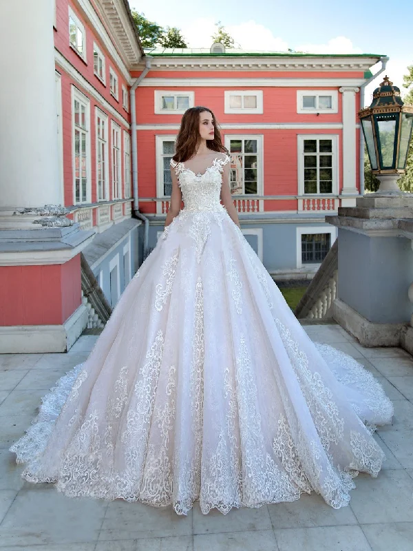 Today’s Special Discount Luxury Wedding Dresses Ball Gown Sweep Train Sexy Lace Beautiful Big Bridal Gown JKW162