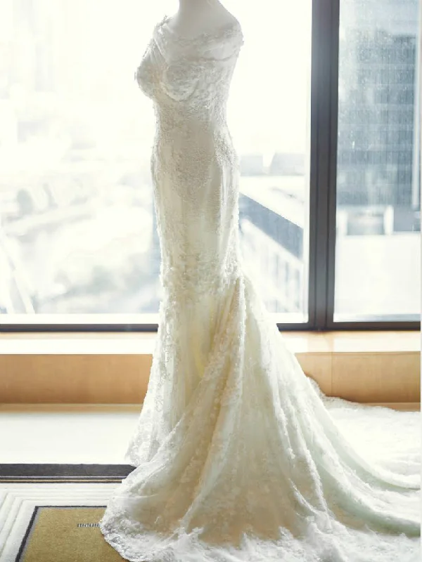 Flash Price Drops Mermaid Wedding Dresses Romantic Off-the-shoulder Sweep Train Lace Bridal Gown JKW208