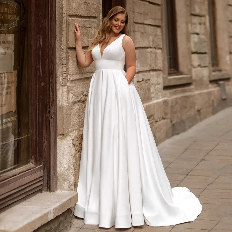 Weekend Bargain Deals New Arrival Plus Size Satin Sleeveless Wedding Dresses