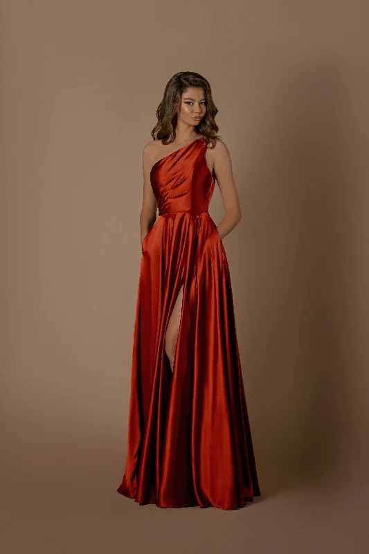 Special Price Drop Nicoletta NBM1020