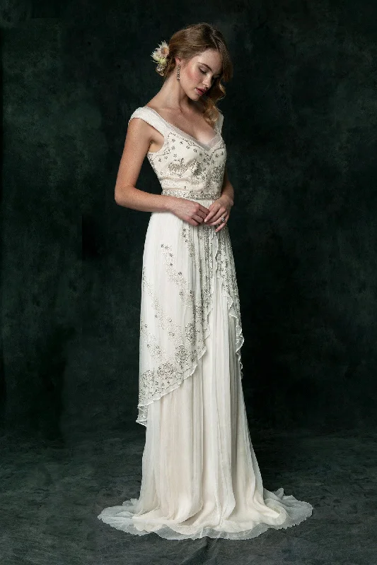 Flash Sale QK6300 Decadent Beaded Wedding Dress