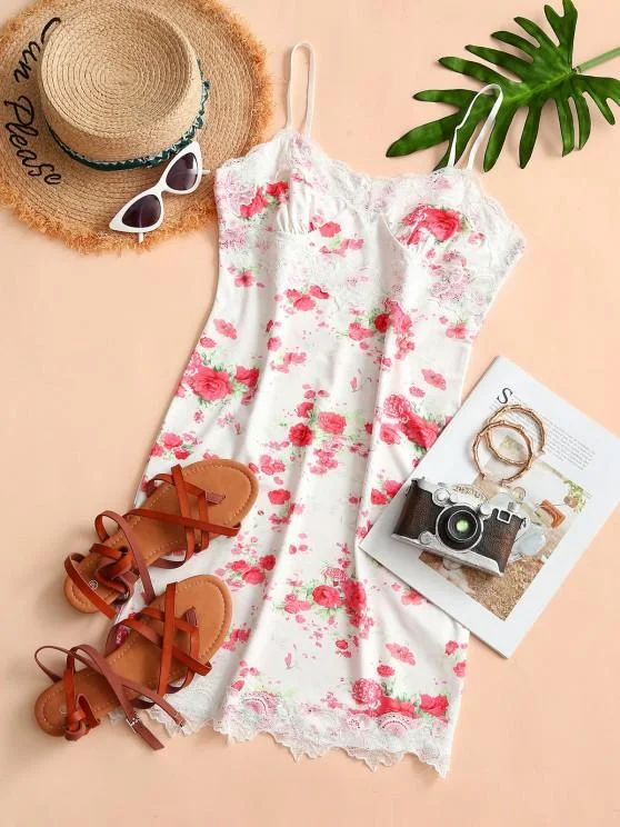 Weekend Hot Picks Cami Floral Lace Panel Bodycon Dress
