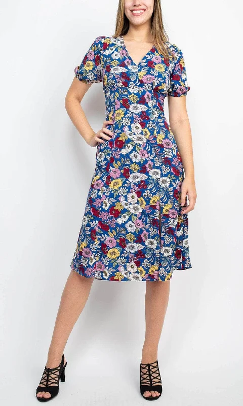 Weekend Markdowns BCBG Generation GU07D23 - Short Sleeve Floral Casual Dress