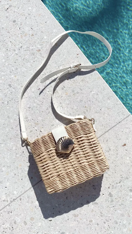 Weekend Flash Offers Lucinda Straw Shell Bag